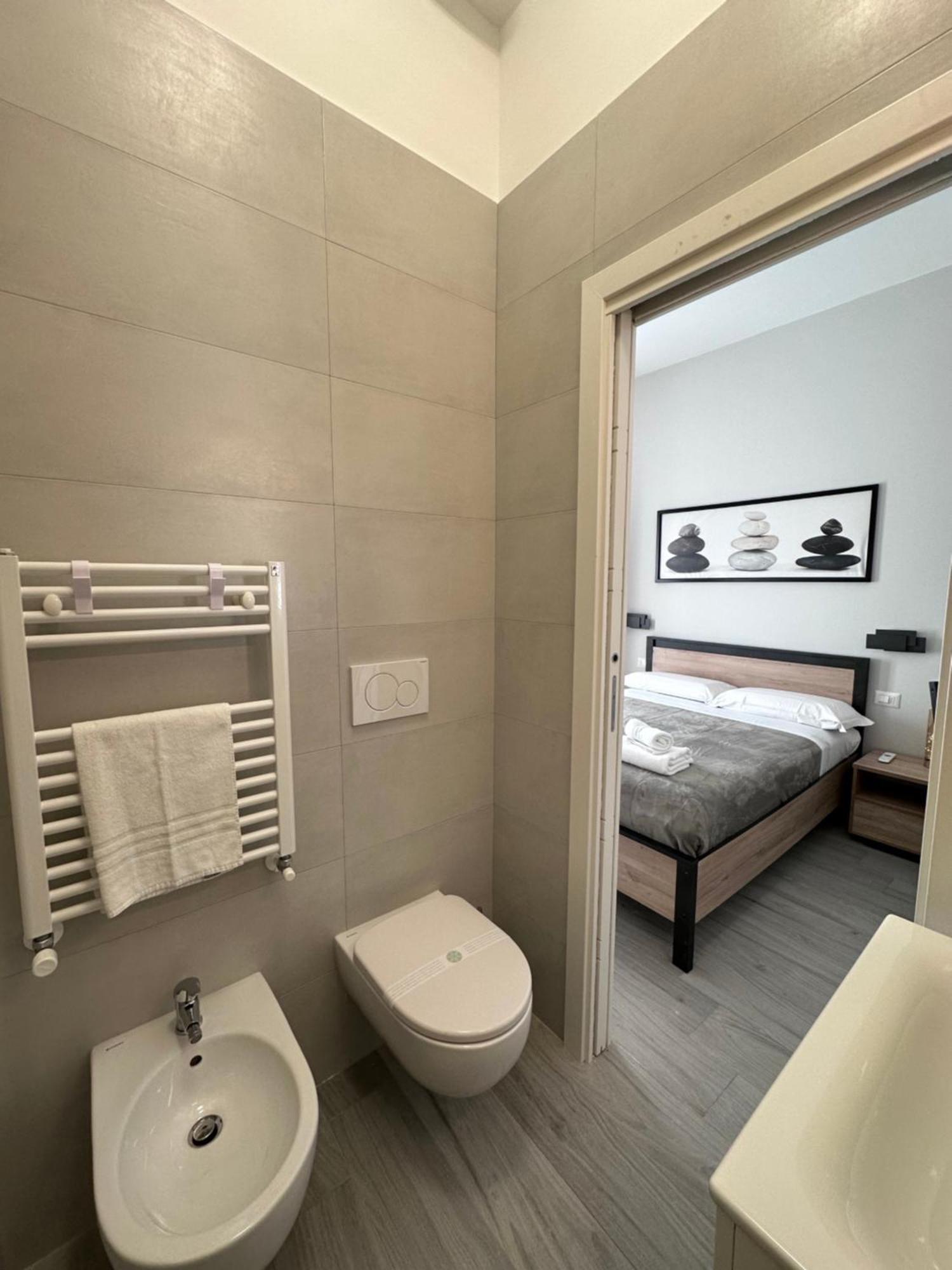 Roma Centro Softrooms Guest House Affittacamere Экстерьер фото
