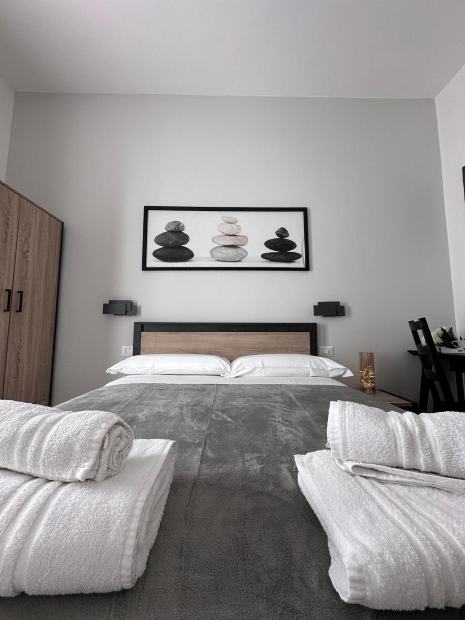 Roma Centro Softrooms Guest House Affittacamere Экстерьер фото