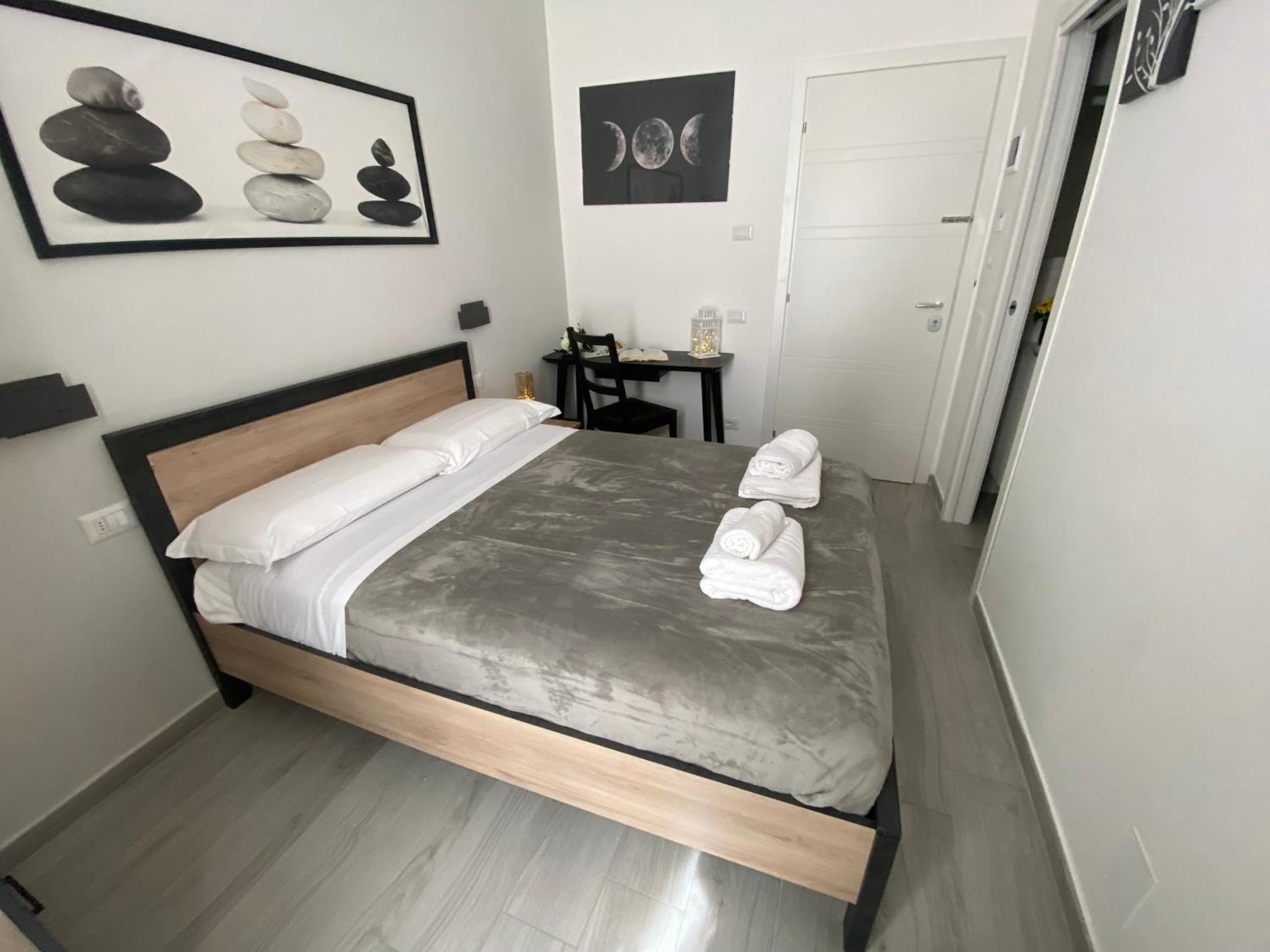 Roma Centro Softrooms Guest House Affittacamere Экстерьер фото