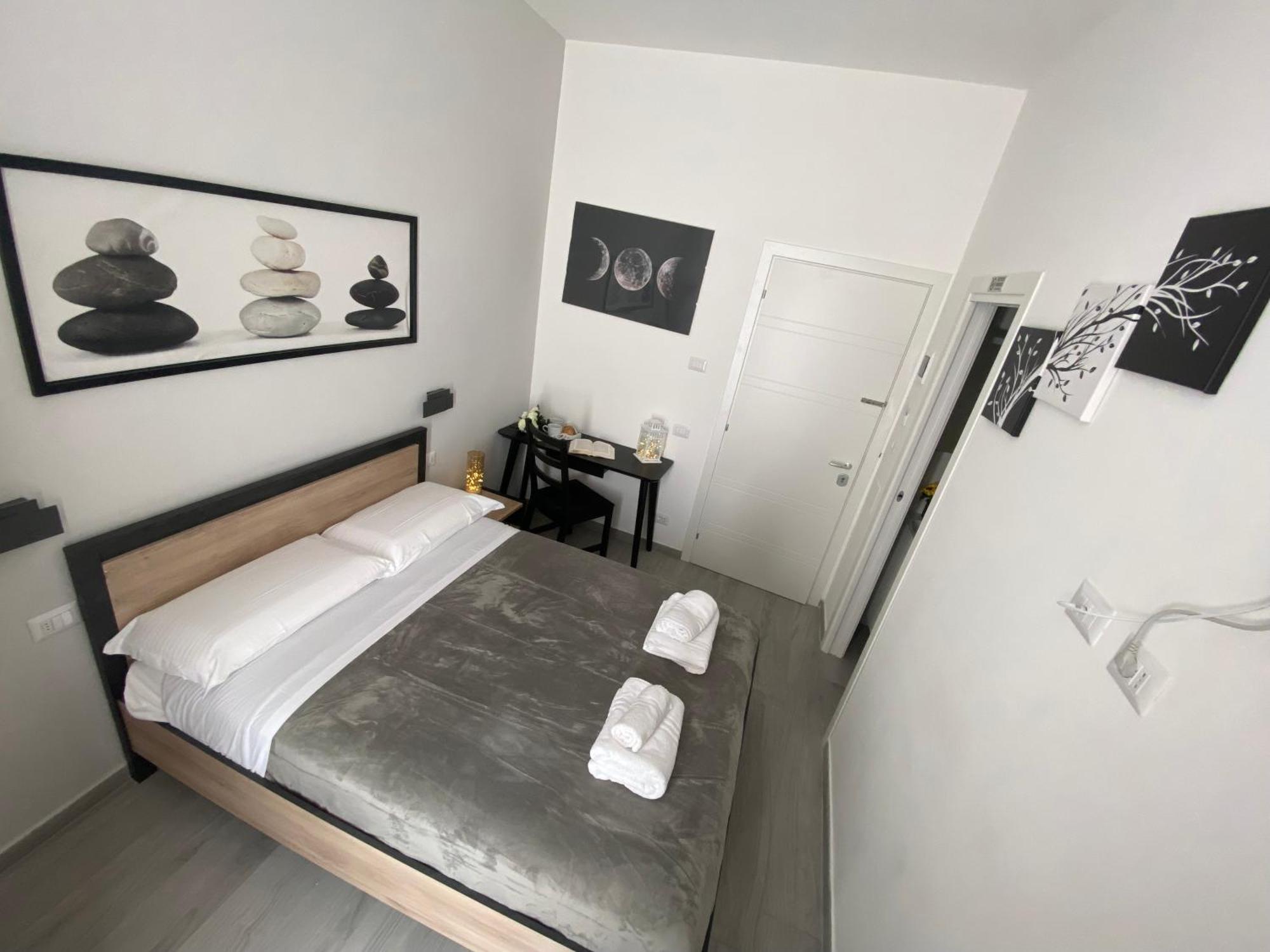 Roma Centro Softrooms Guest House Affittacamere Экстерьер фото